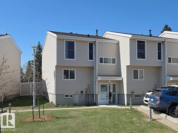 14458 56th St NW, Edmonton, AB T5A 3R1