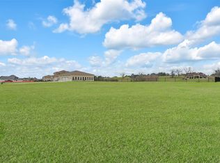 11679 Renaissance Dr, Montgomery, TX 77356