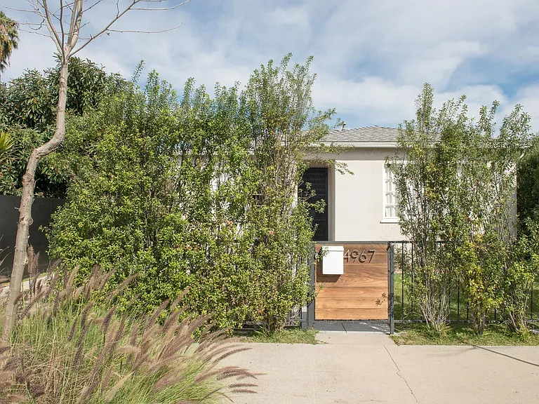 4967 Fir St — Photo 2