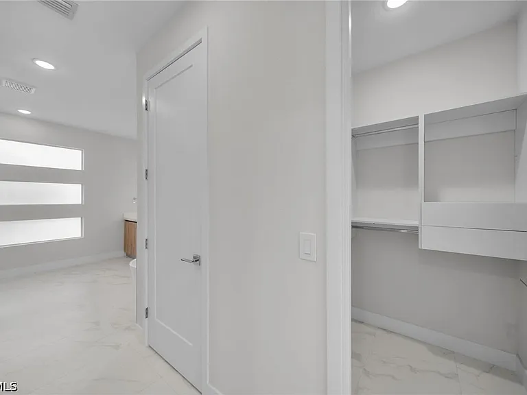1430 SE 23rd St — Photo 29
