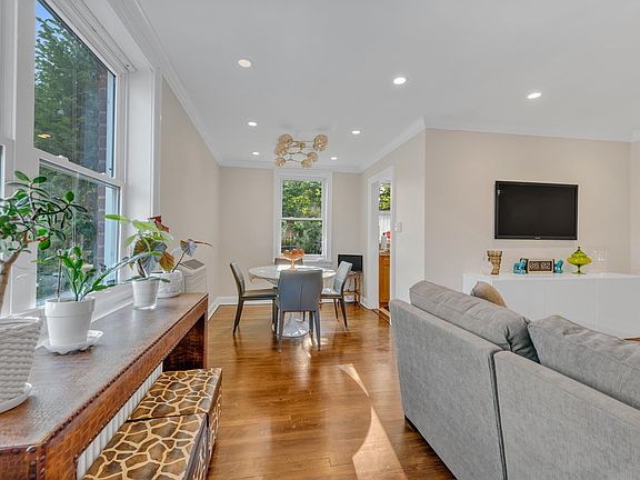 5th image of 172-05 Crocheron Ave APT 1D