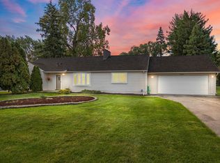 18462 S Nunneley Rd, Clinton Township, MI 48035