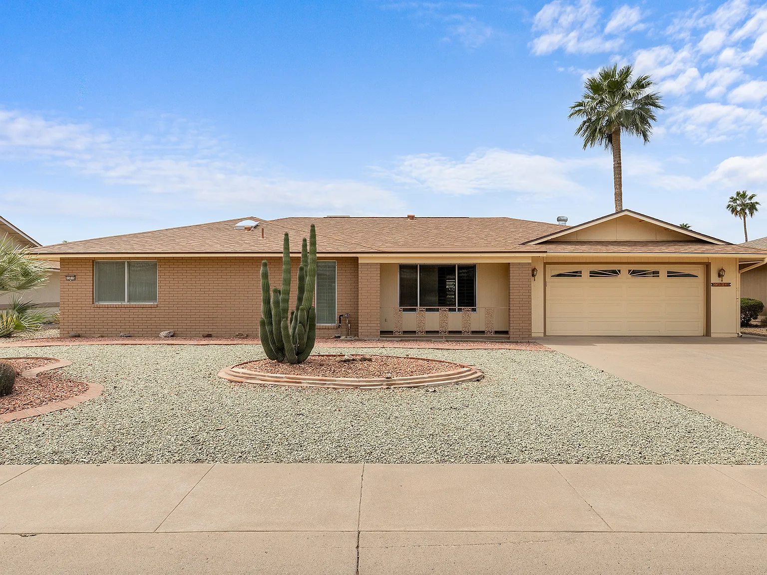 13215 W Keystone Dr — Photo 1