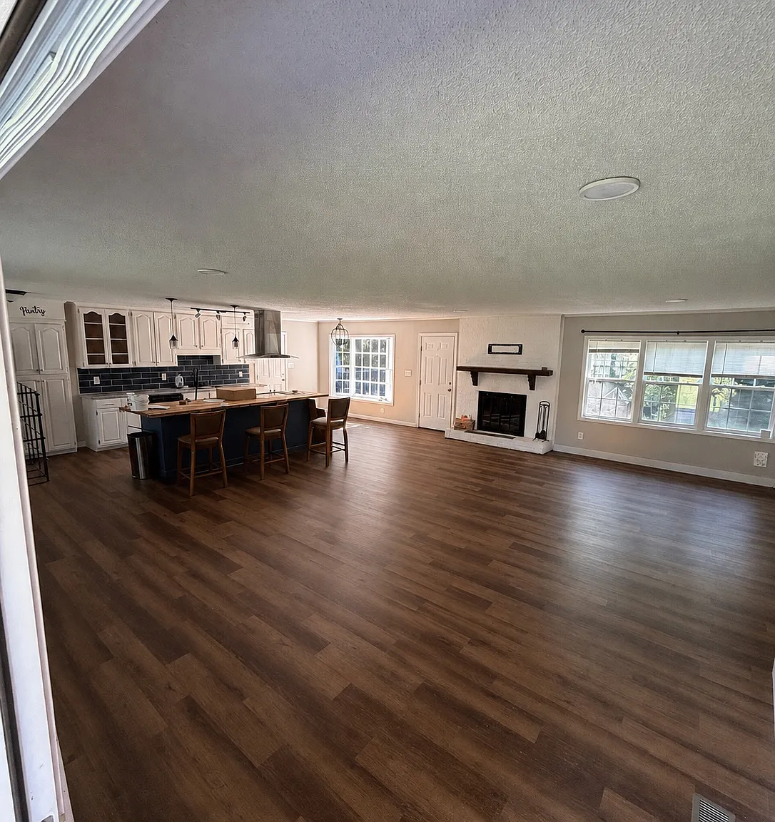 3 bed, 1591 sqft, $1,800 — Photo 2