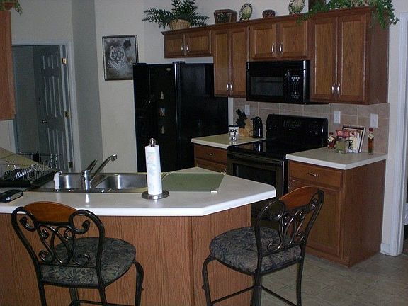 950 Cully, Cordova, TN 38018