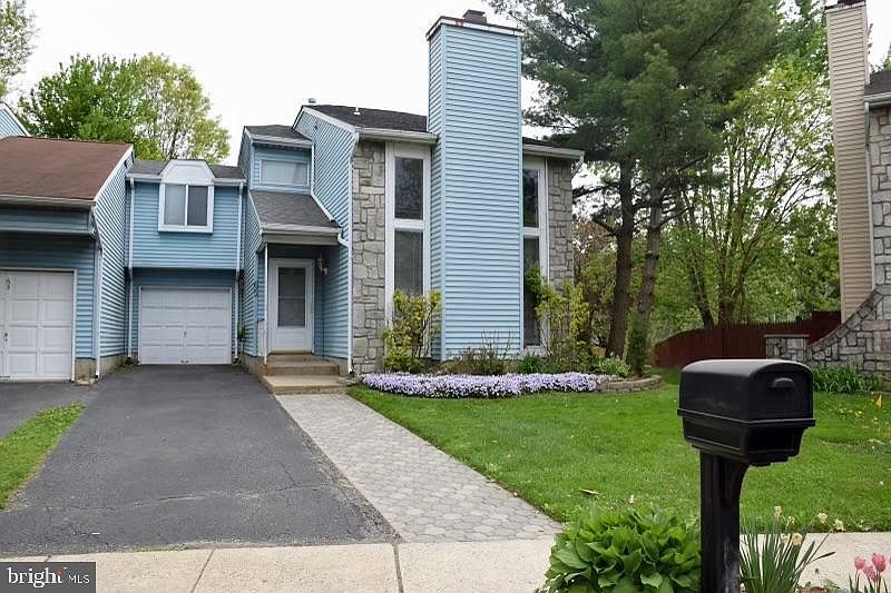1st image of 65 Allison Rd
