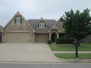 17509 E 43rd Pl S, Tulsa, OK 74134