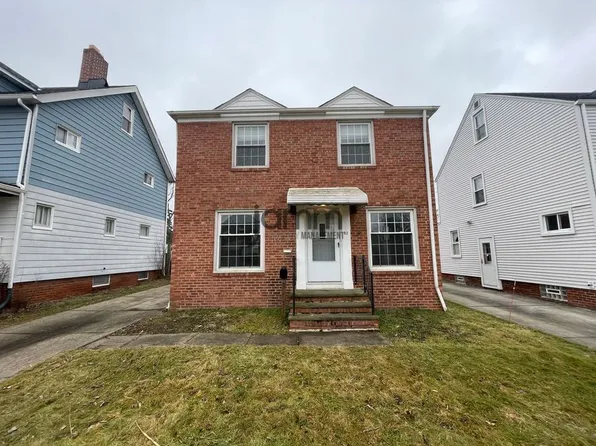 52 Gould Ave, Bedford, OH 44146