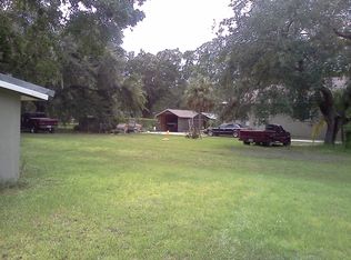 206 8th St NE, Ruskin, FL 33570