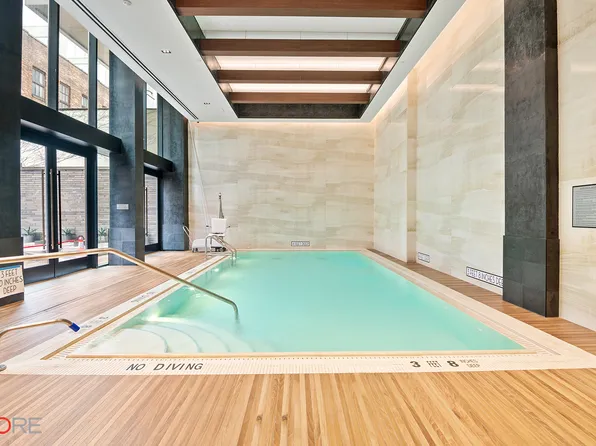 505 West 43rd Street 8K image 11 of 12