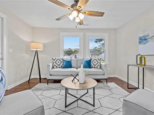 45 Irwin St, Portsmouth, VA 23702
