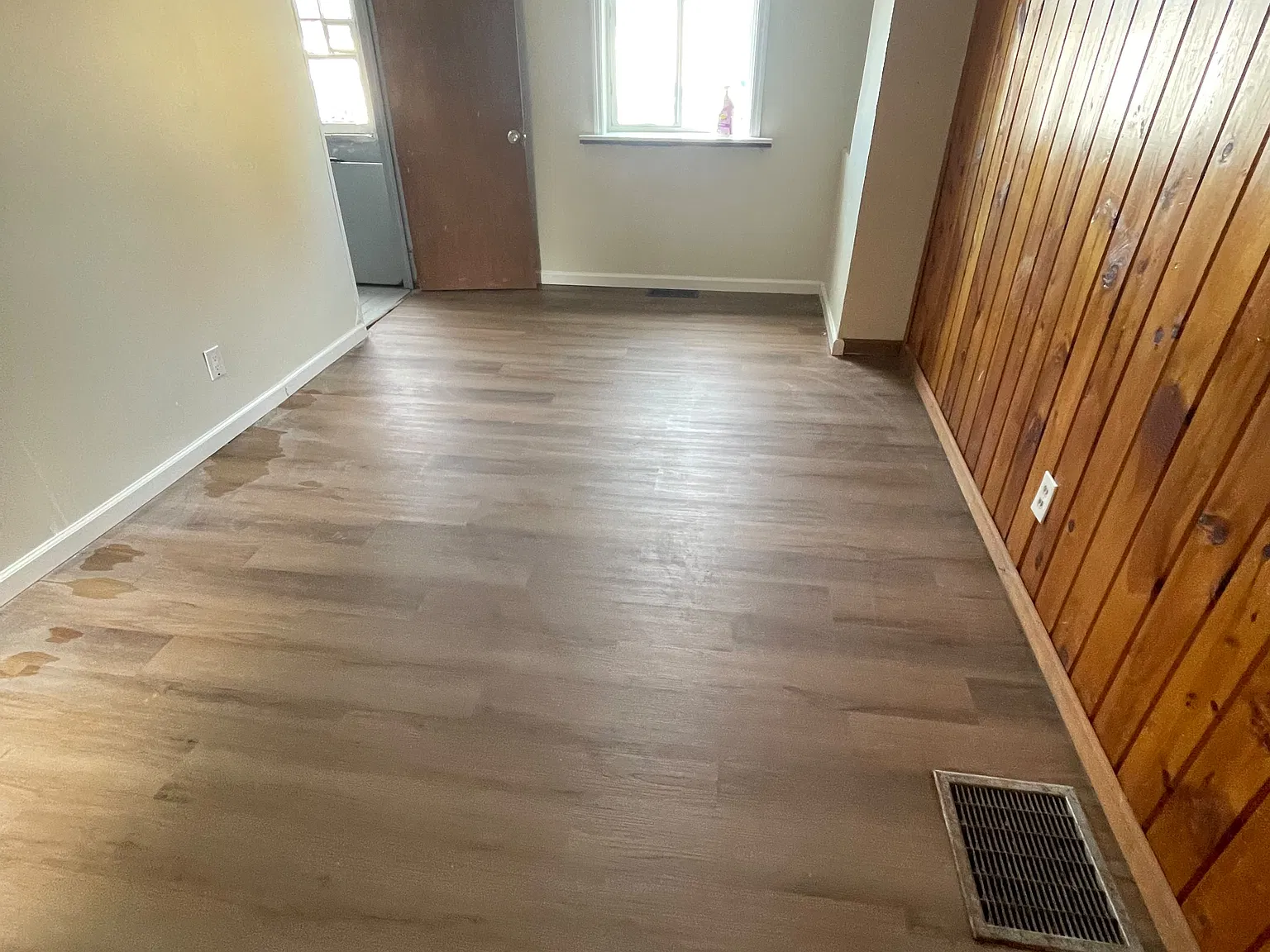 3 bed, 1200 sqft, $1,650 — Photo 3