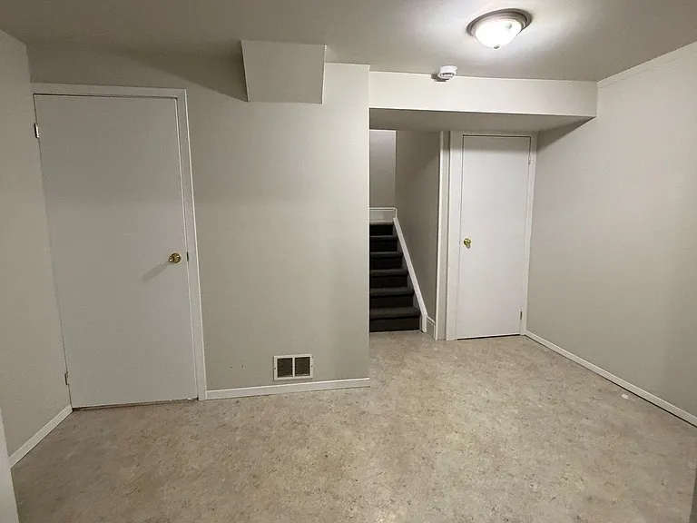 240 London Rd W #101 — Photo 20