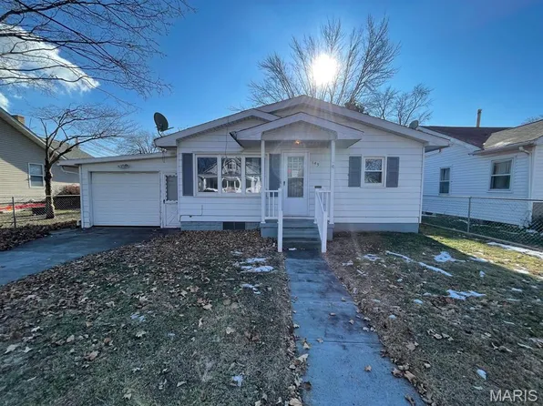 143 E 2nd St, Roxana, IL 62084