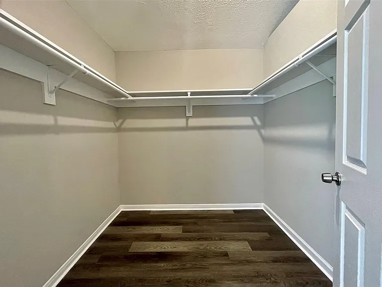 7011 Brockington Dr — Photo 17