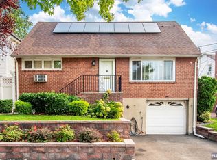 44 Orchard St, Ridgefield Park, NJ 07660