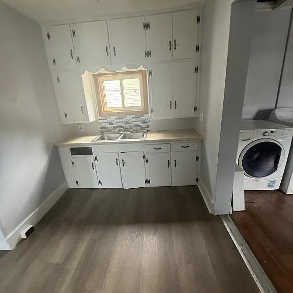 867 Western Ave — Photo 3