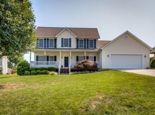 4110 Glaze Rd, Johnson City, TN 37601