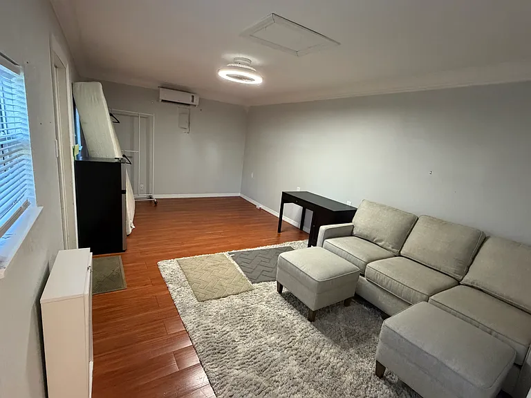 206 N Beverly Ave — Photo 23