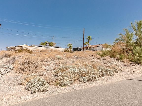 2nd image of 3397 Fountain Palm Dr Lot 2