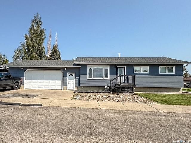 1st image of 405 Northcote DRIVE