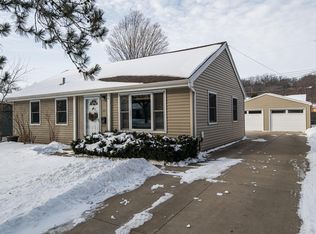 121 36th Ave NW, Rochester, MN 55901