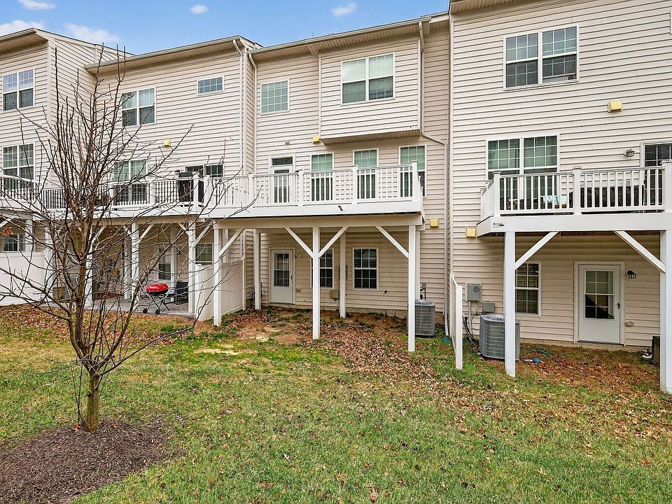 1st image of 4204 Woodspring Ln