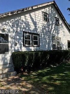 2nd image of 346 Camino Dr