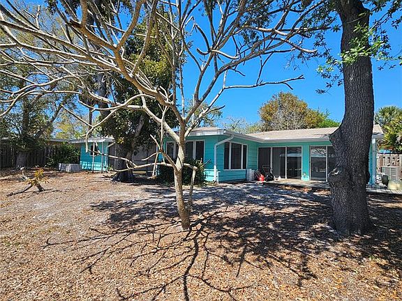 2nd image of 528 Ralph St