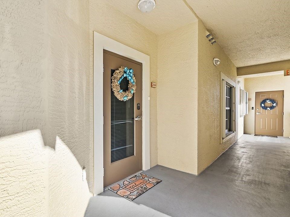 1st image of 4955 Dixie Hwy NE Unit 204