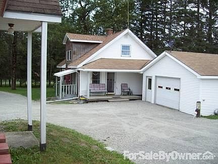 House and garge from the tool shed