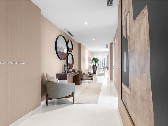 5th image of 300 Biscayne Boulevard Way Unit 2601E