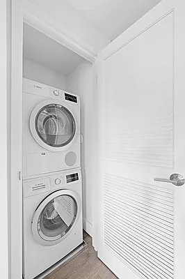 Rented by Stonehenge NYC LLC | media 9