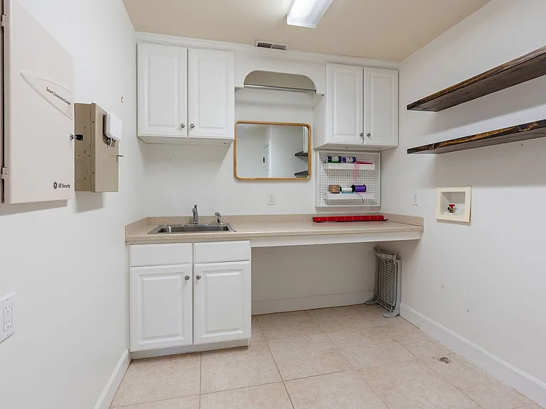 298 Gillette Dr — Photo 47