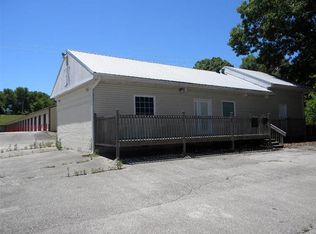 21009 Main St, Reeds Spring, MO 65737