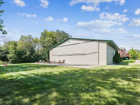 102 Century Trl, Lino Lakes, MN 55014