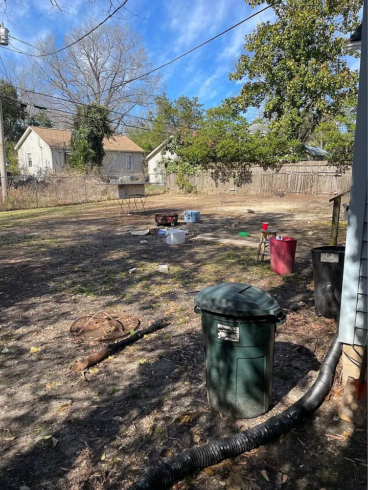 3 bed, 1250 sqft, $2,550 — Photo 4