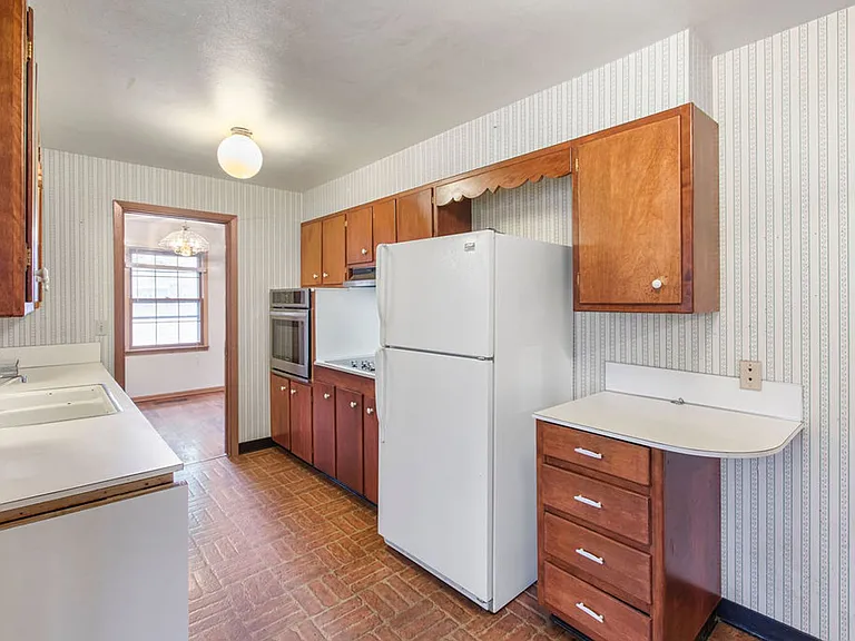 2524 Mathews St — Photo 12
