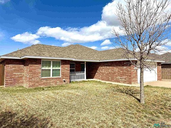 3rd image of 2312 Flagstone Dr