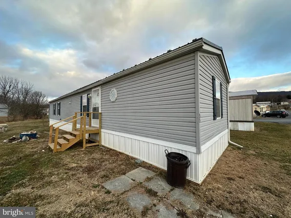 55 Hillside Ests, Mc Connellsburg, PA 17233