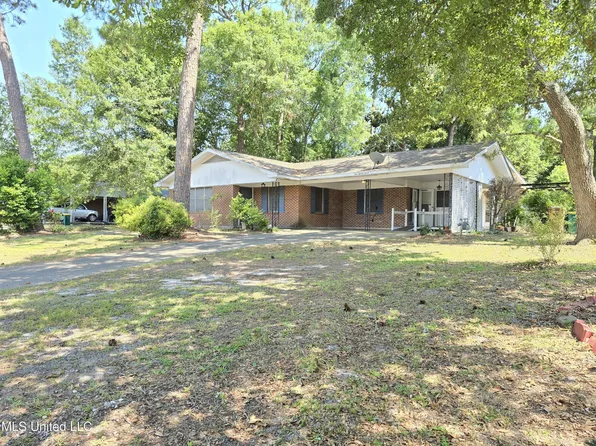 2485 Carter Rd, Biloxi, MS 39531