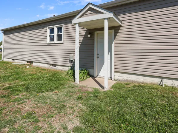 409 E Deyoung St Unit 1, Marion, IL 62959