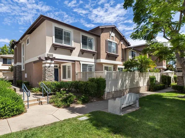 9753 W Canyon Ter Unit 4, San Diego, CA 92123