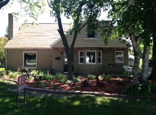 2112 N Meade St, Appleton, WI 54911