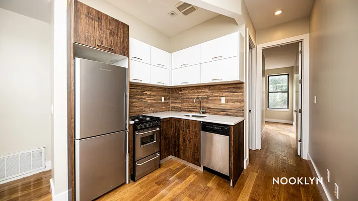 Rented by Nooklyn NYC LLC | media 16