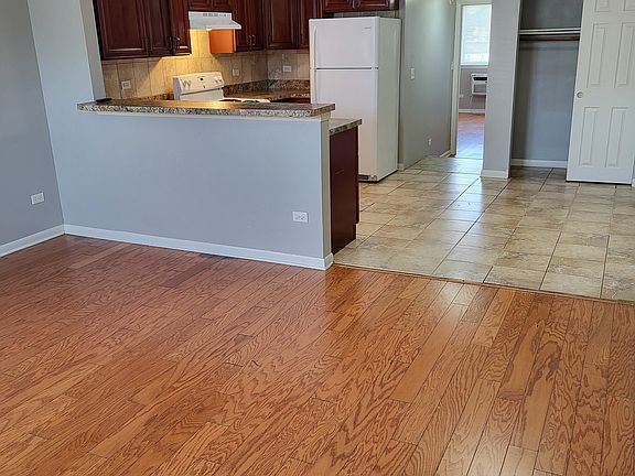 Kitchen &. dinning area