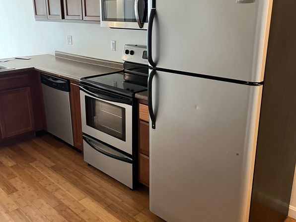111 Regent Dr #135