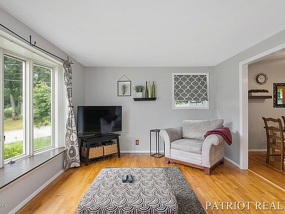 5th image of 4774 Brookgate Dr NW