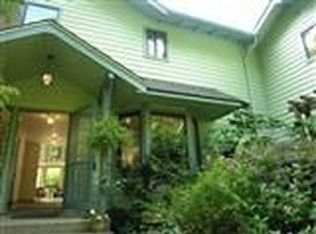 19417 SE 118th St, Issaquah, WA 98027