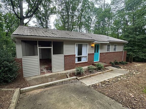 5th image of 656 N Chestatee St